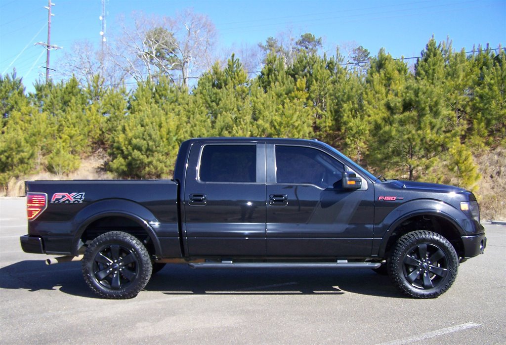 Used 2014 Ford F150 FX4 w/ Equipment Group 402A Luxury image 6