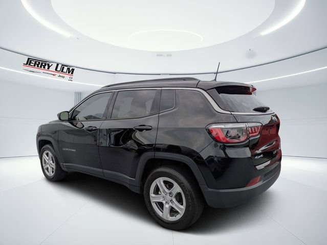 Certified 2023 Jeep Compass Latitude AWD/4WD image 5
