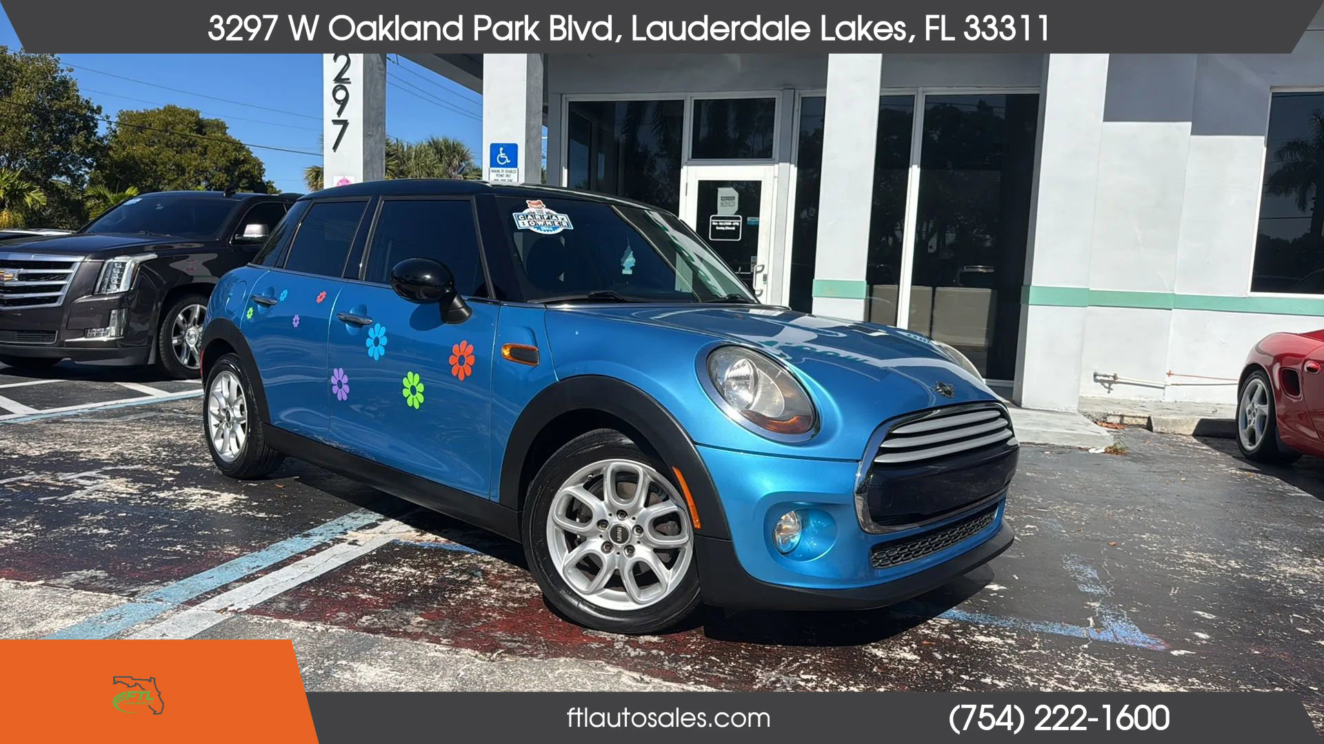 Used 2015 MINI Cooper 4-Door Hardtop image 2
