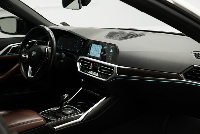 Used 2021 BMW 430i Convertible image 18