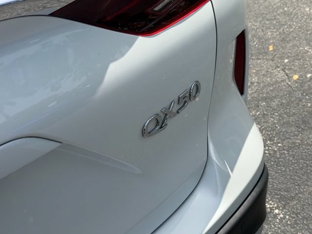 Used 2024 INFINITI QX50 Luxe FWD image 15
