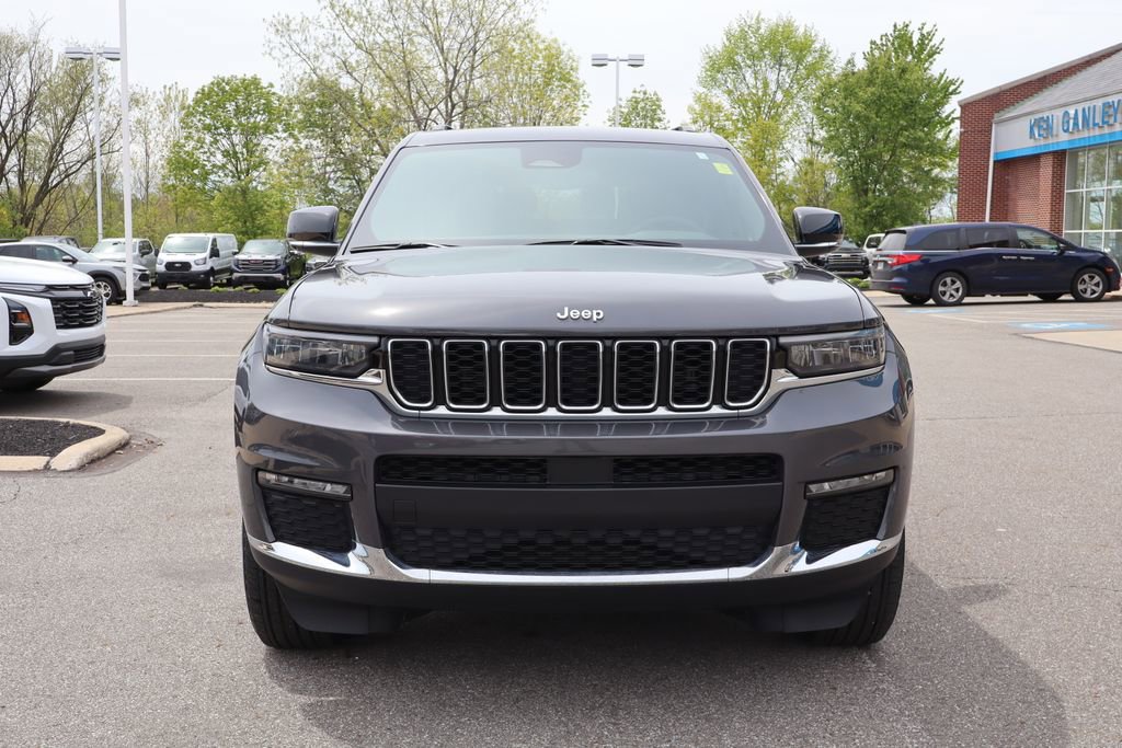 Used 2024 Jeep Grand Cherokee L Limited AWD/4WD image 6