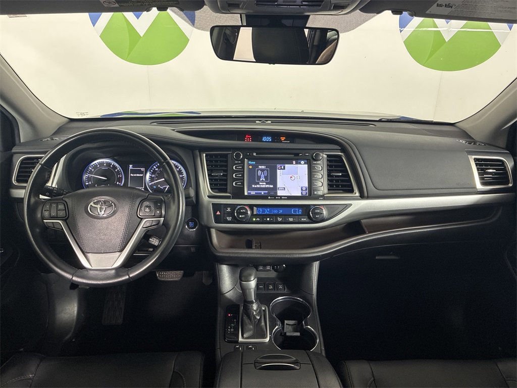 Used 2019 Toyota Highlander XLE image 13