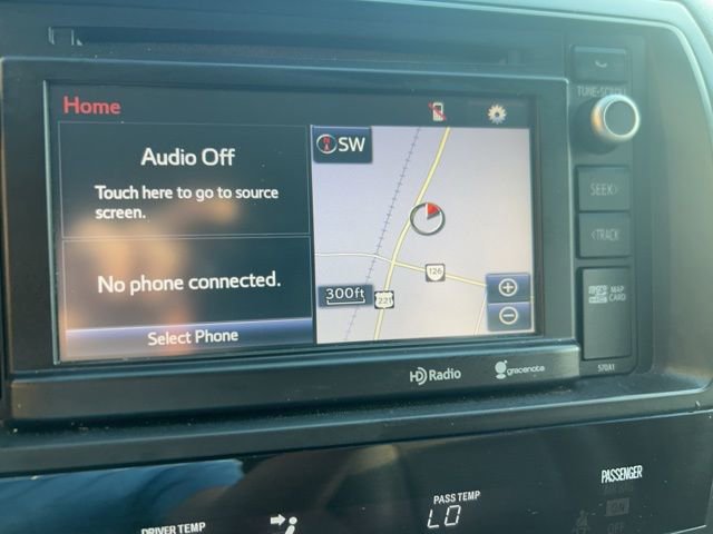 Used 2015 Toyota Sequoia Limited image 21