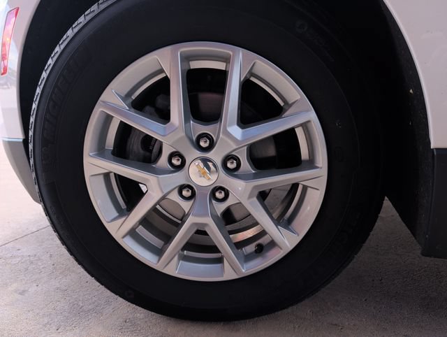 Used 2024 Chevrolet Equinox LT FWD image 24
