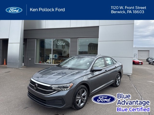 Used 2024 Volkswagen Jetta SE image 1