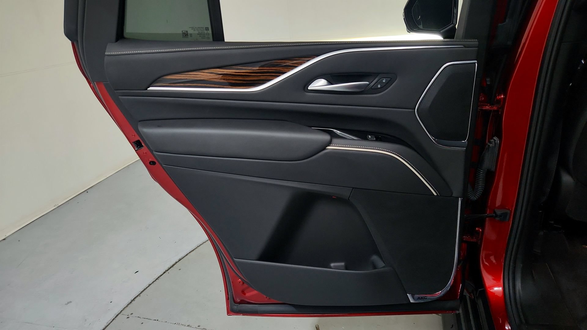 Certified 2023 Cadillac Escalade Premium Luxury w/ LPO, Floor Liner Package AWD/4WD image 23