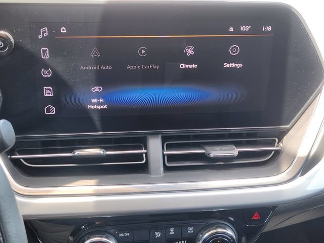 Used 2024 Chevrolet Trax LT FWD image 17