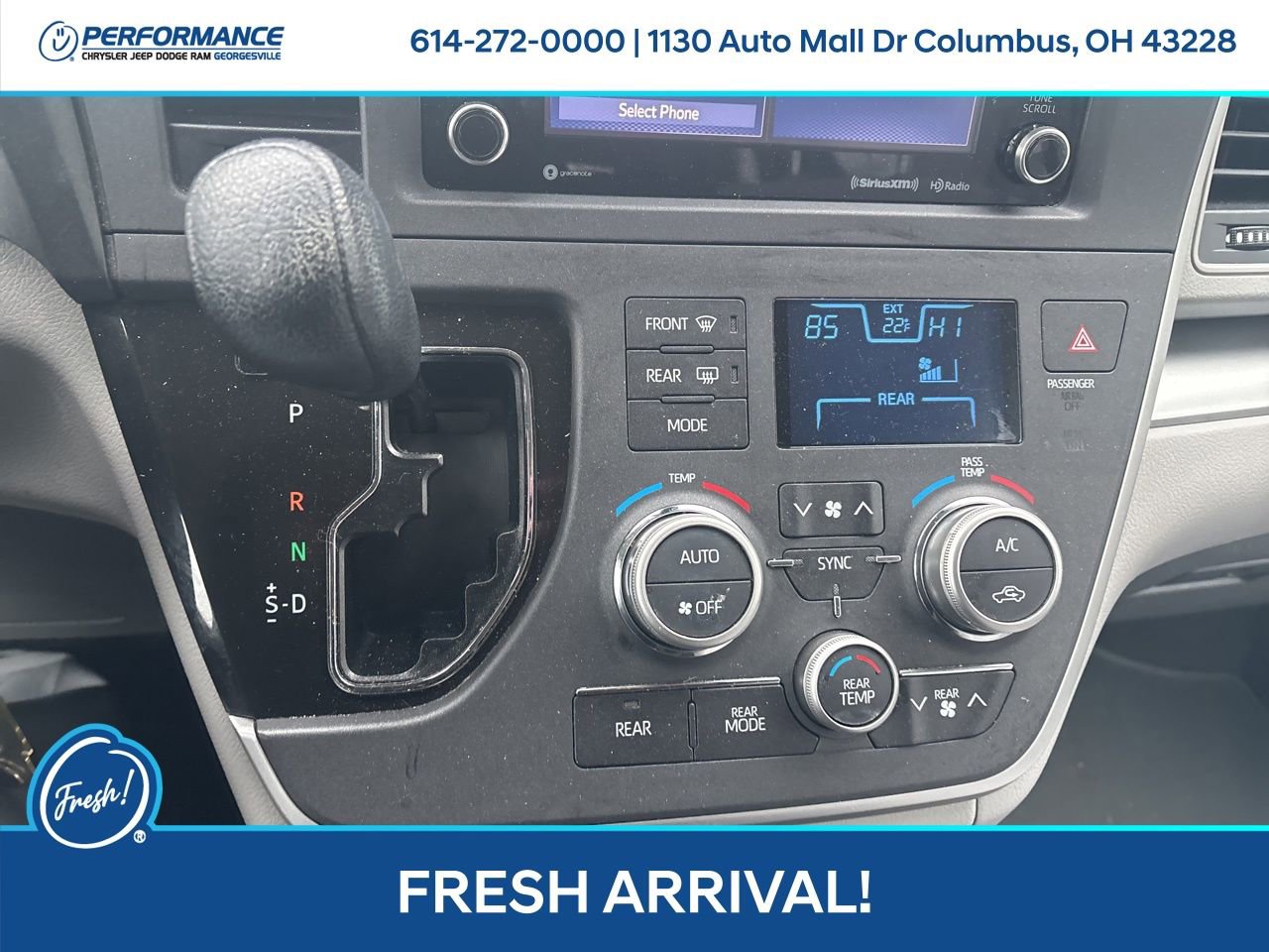 Used 2020 Toyota Sienna LE image 23