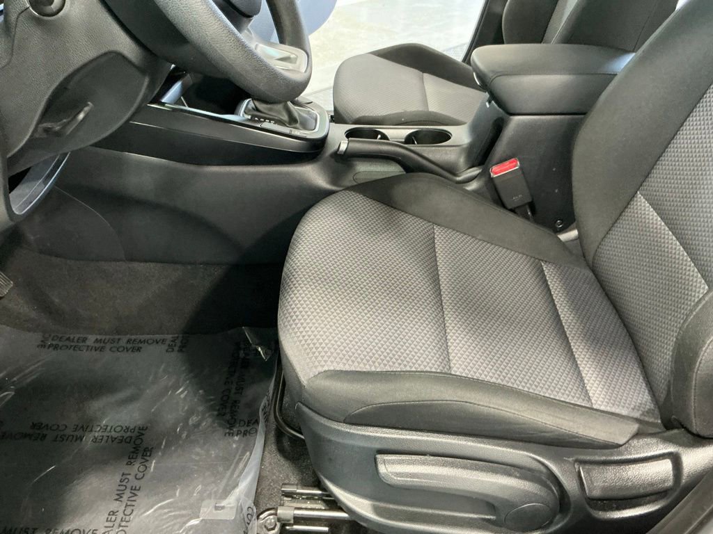 Used 2025 Kia Soul LX w/ LX Technology Package image 8