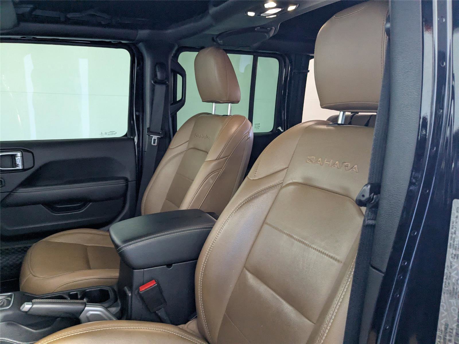 Used 2021 Jeep Wrangler Unlimited Sahara w/ Cold Weather Group image 11