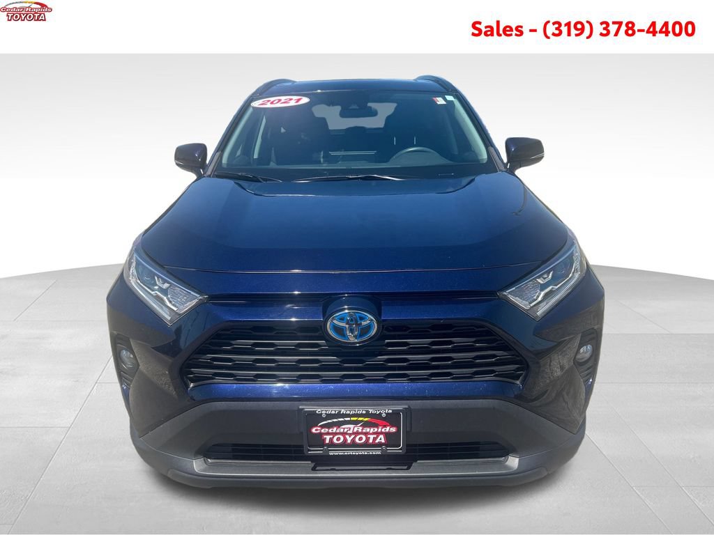 Certified 2021 Toyota RAV4 XLE w/ Convenience Package AWD/4WD image 11