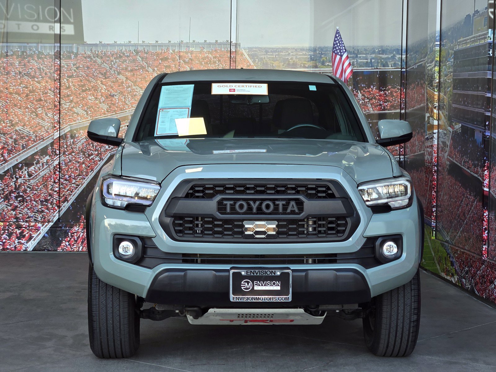 Certified 2023 Toyota Tacoma TRD Off-Road AWD/4WD image 3