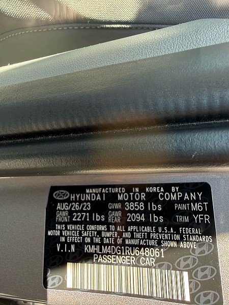 Used 2024 Hyundai Elantra SEL FWD image 28