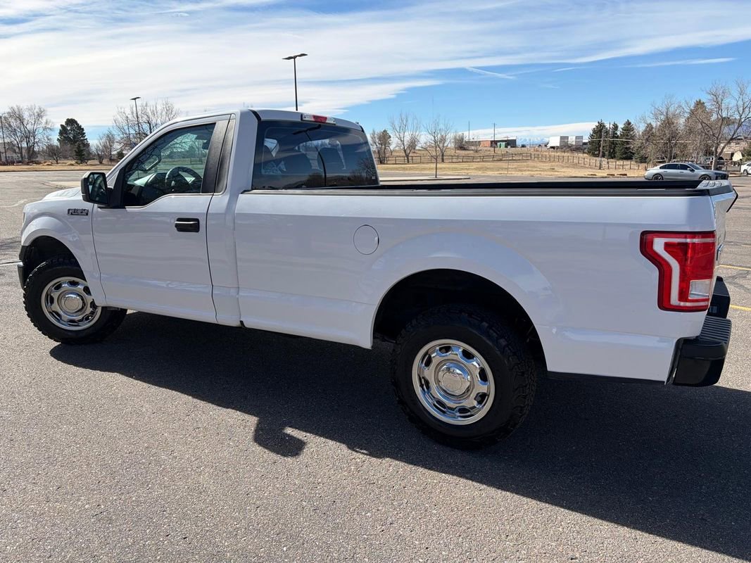Used 2016 Ford F150 XL w/ Heavy-Duty Payload Package RWD image 2