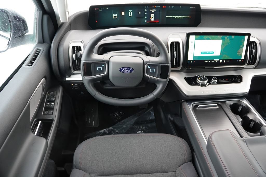 Certified 2025 Ford Expedition Active image 21
