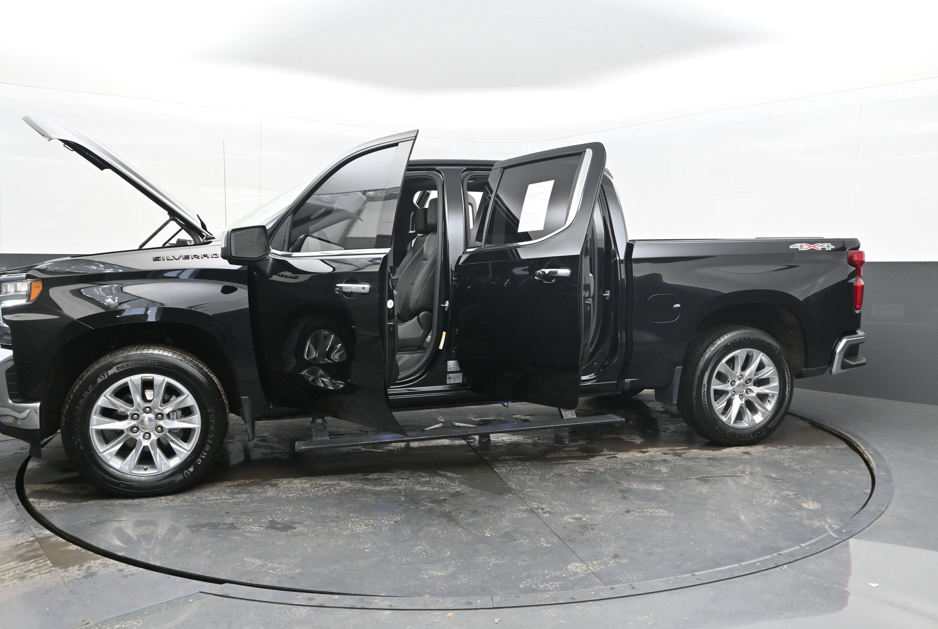 Used 2021 Chevrolet Silverado 1500 LTZ w/ LPO, Dark Essentials Package image 44