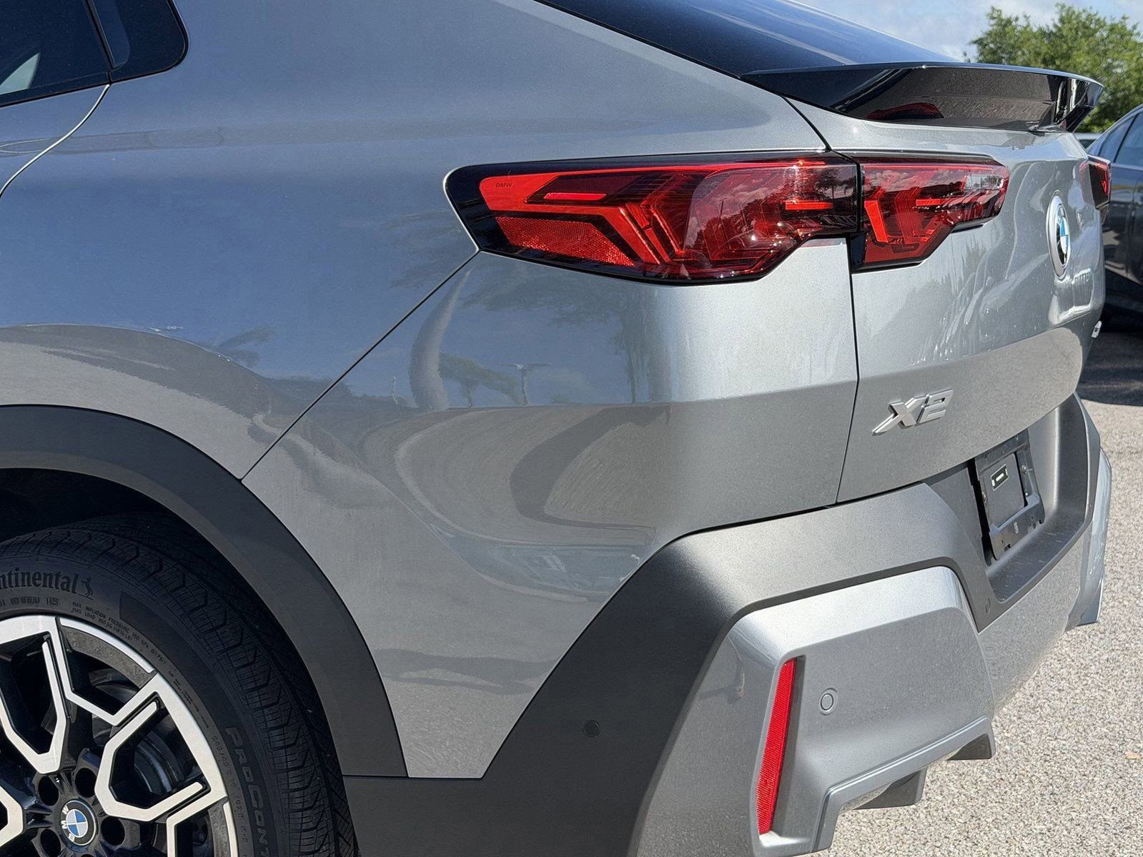 Certified 2025 BMW X2 xDrive28i image 10