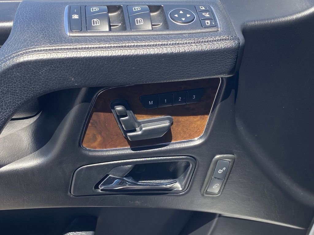 Used 2015 Mercedes-Benz G 550 image 18