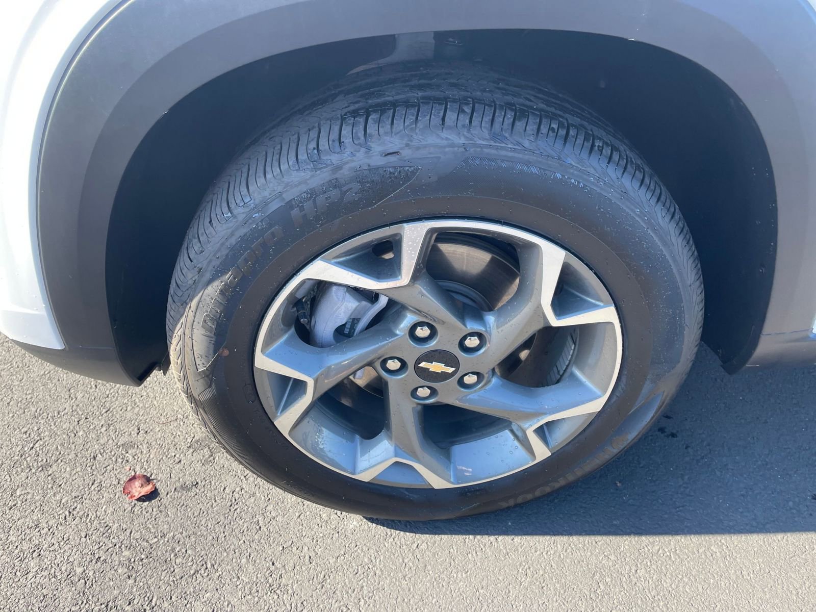 Used 2025 Chevrolet Trax LT image 29