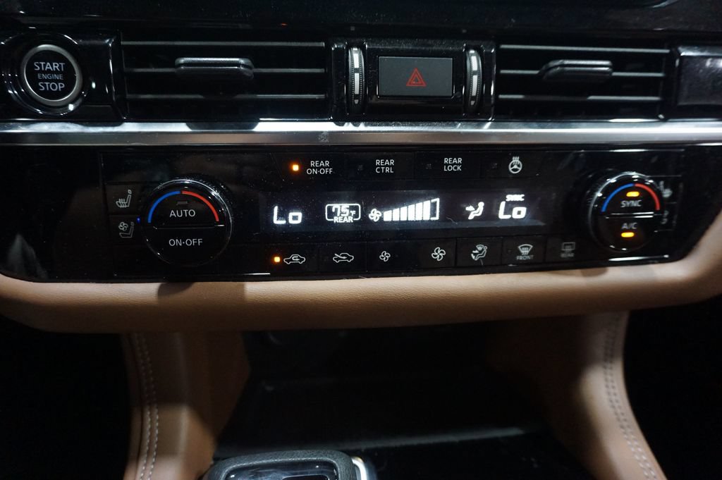 Used 2023 Nissan Pathfinder Platinum AWD/4WD image 12