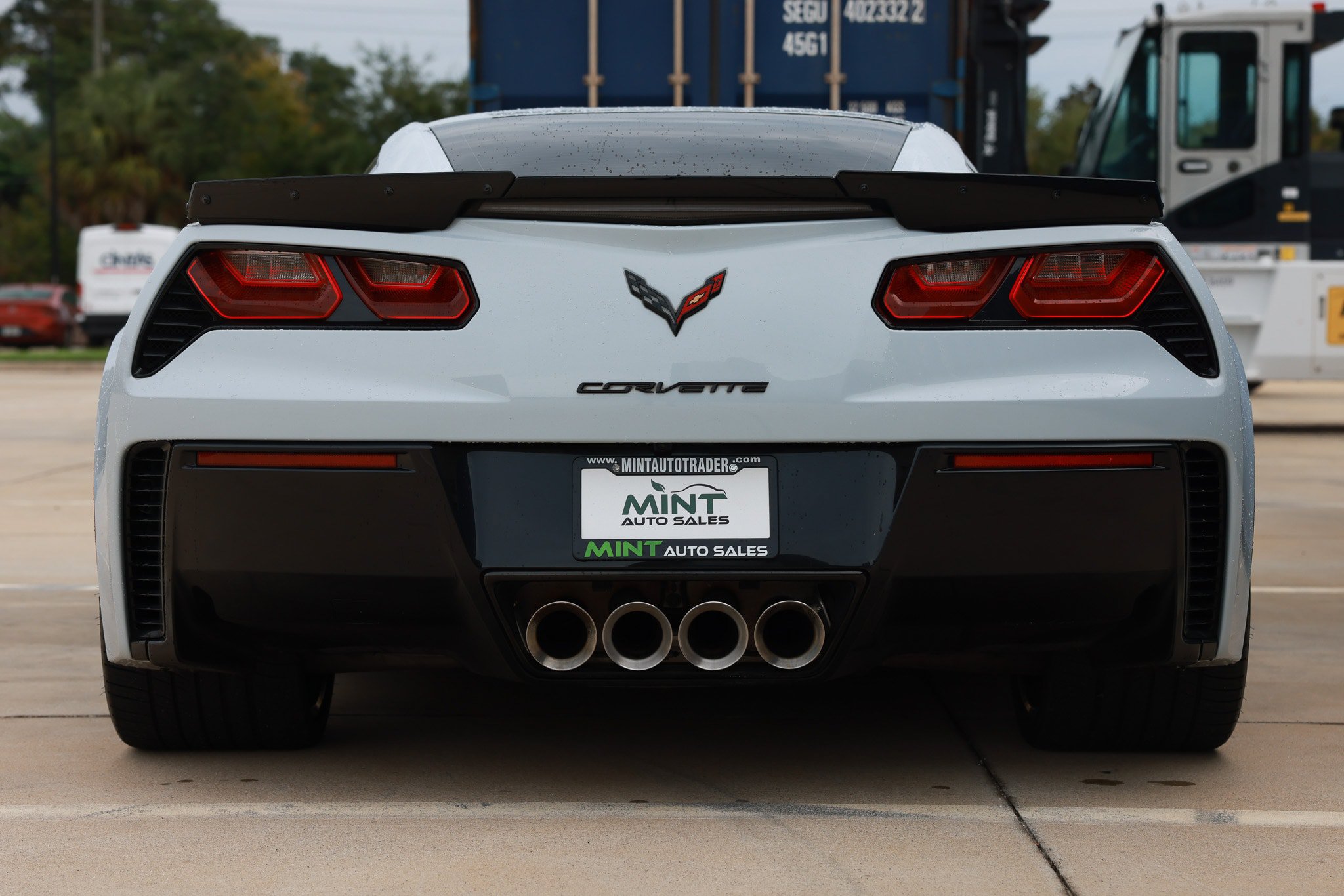 Used 2019 Chevrolet Corvette Grand Sport w/ Carbon Flash Badge Package RWD image 11