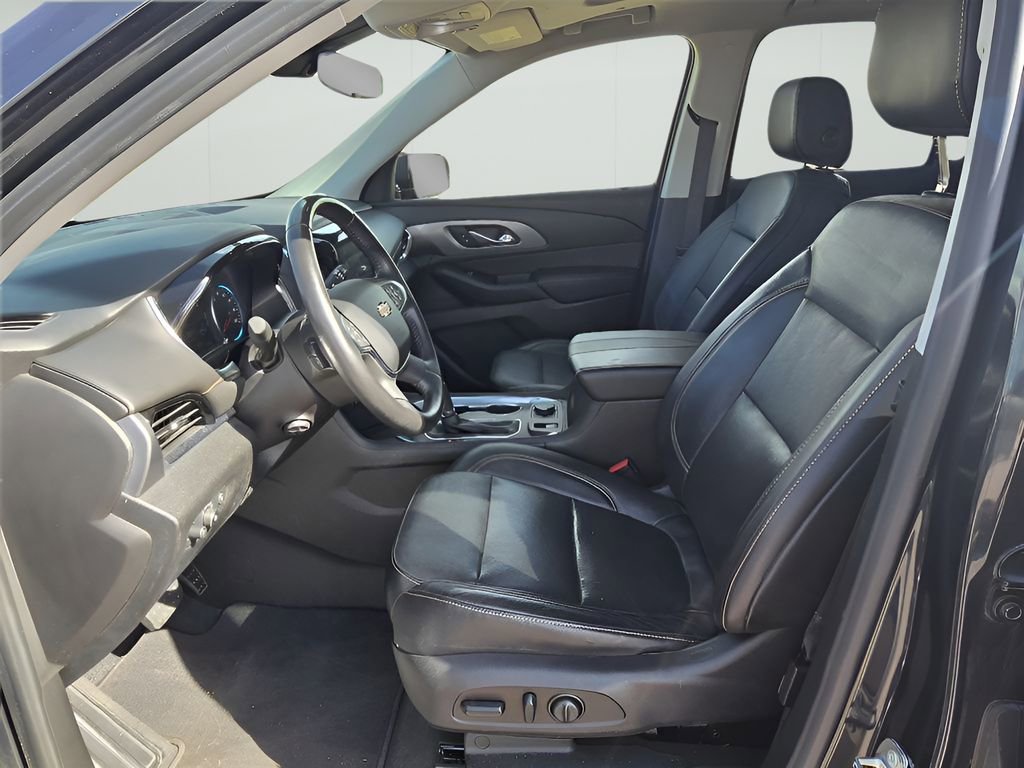 Used 2019 Chevrolet Traverse Premier w/ Driver Confidence II Package image 12