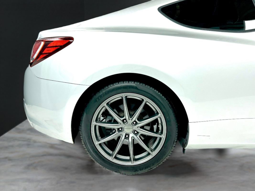 Used 2015 Hyundai Genesis 3.8 image 11