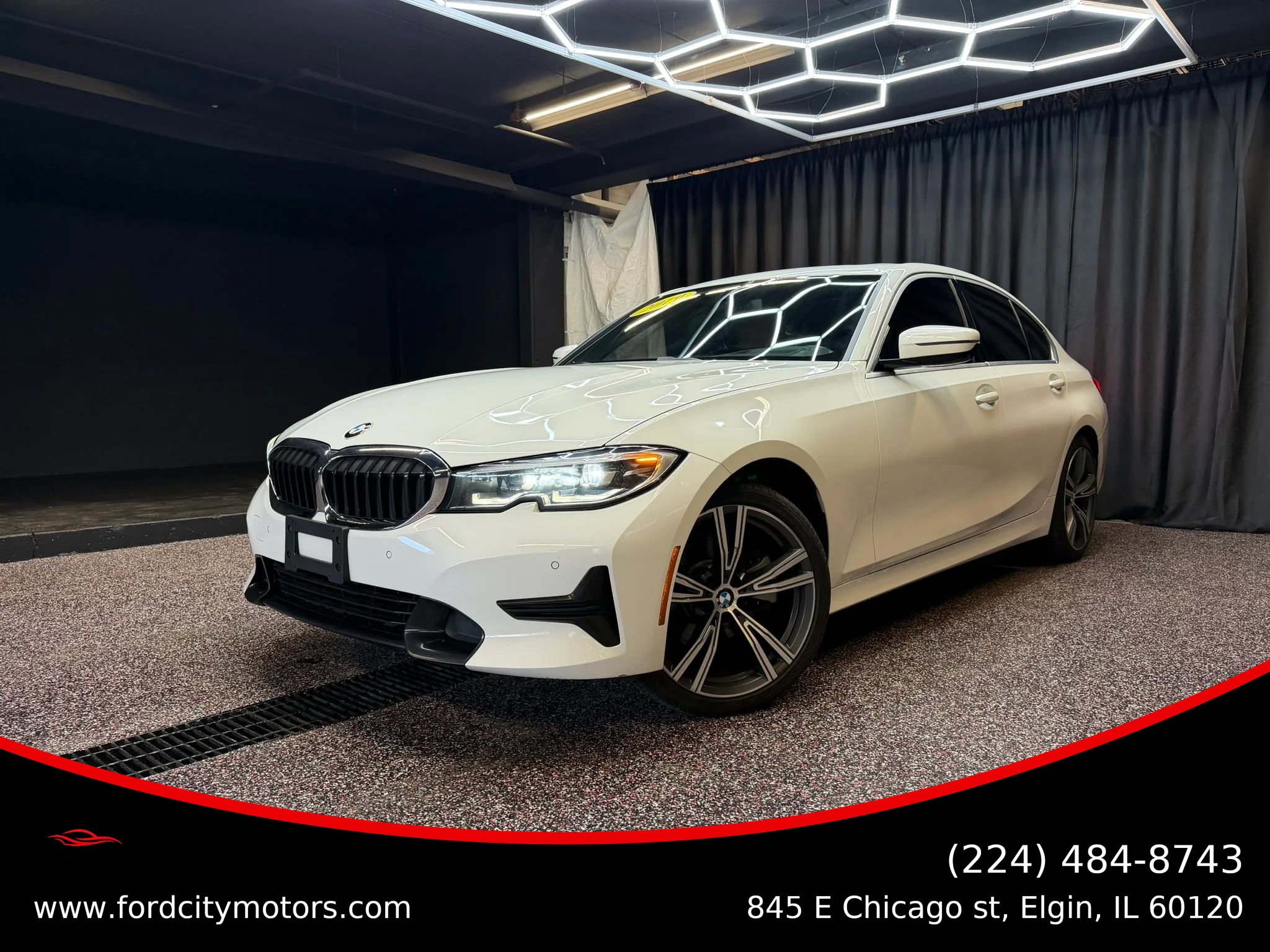 Used 2019 BMW 330i xDrive Sedan w/ Premium Package AWD/4WD image 1