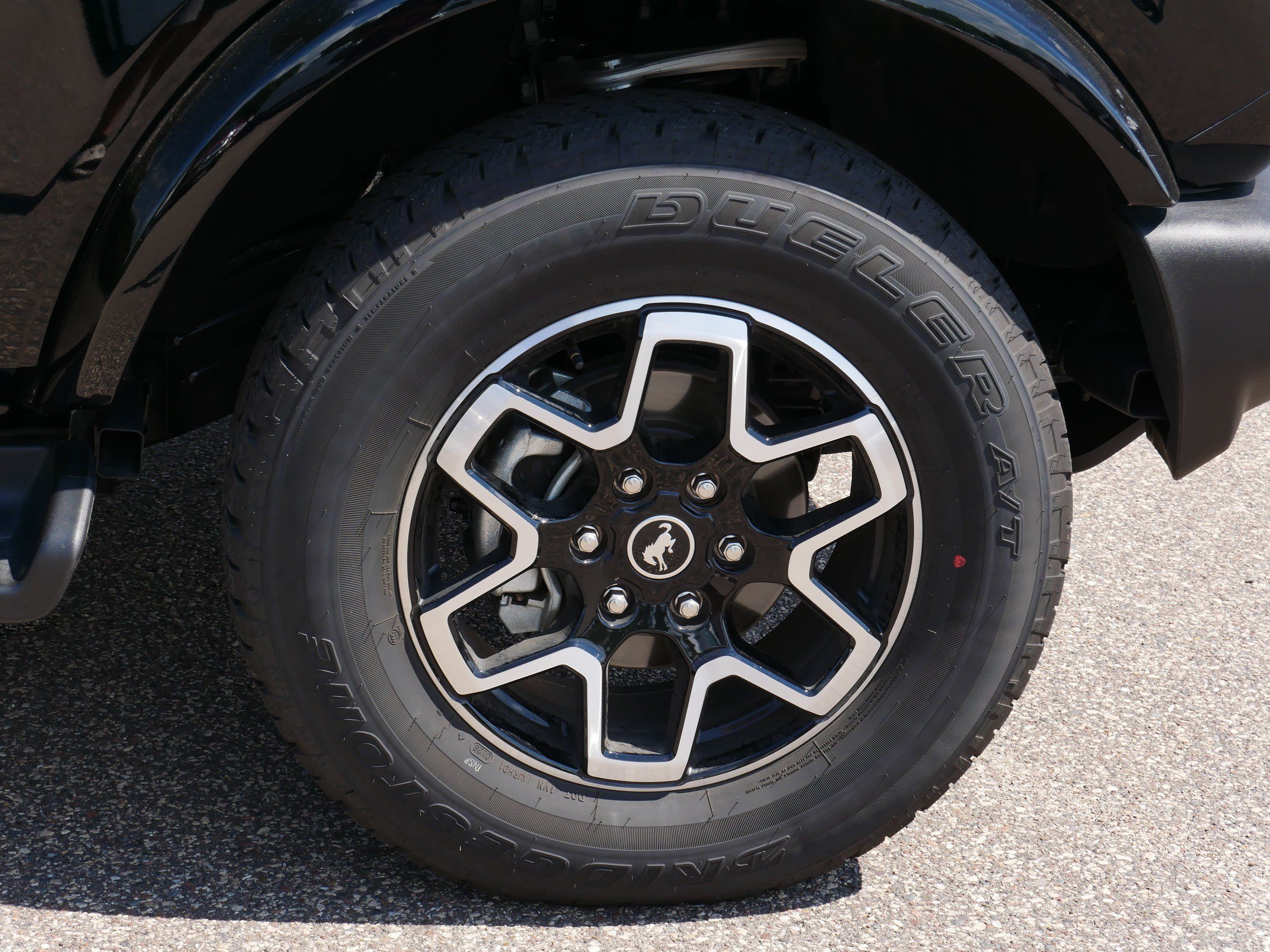 Used 2026 Ford Bronco Outer Banks AWD/4WD image 15