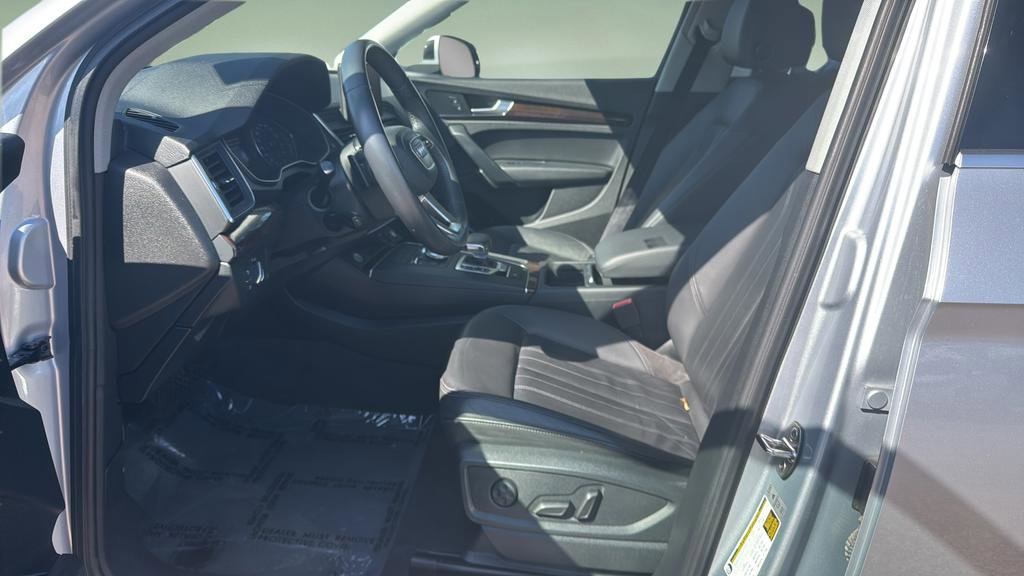 Used 2019 Audi Q5 2.0T Premium w/ Convenience Package AWD/4WD image 10