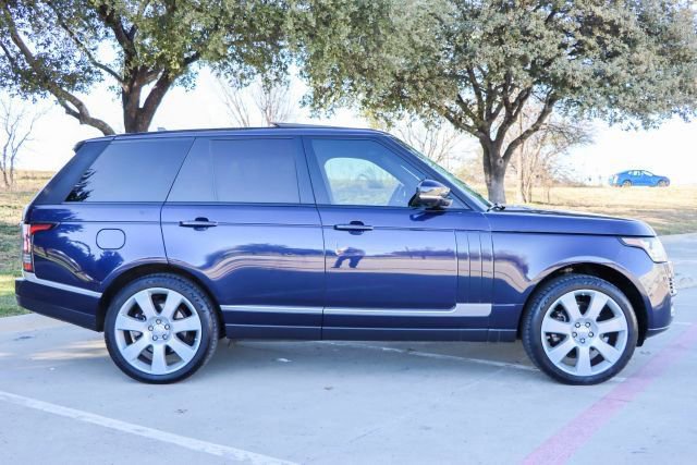 Used 2015 Land Rover Range Rover HSE image 8