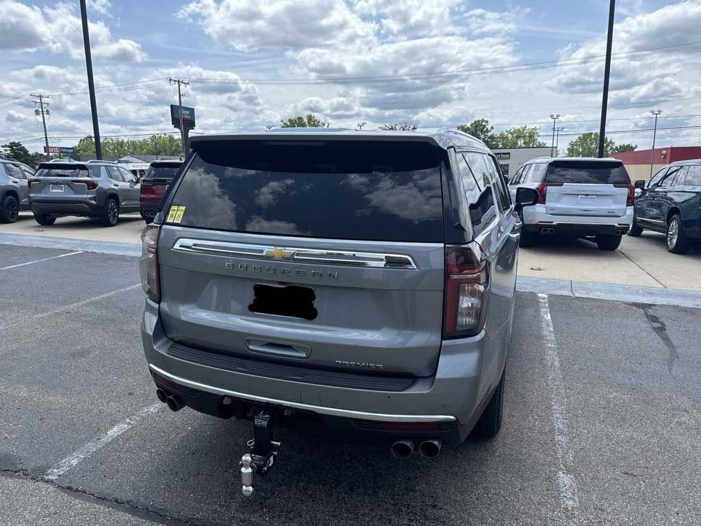 Certified 2023 Chevrolet Suburban Premier AWD/4WD image 5