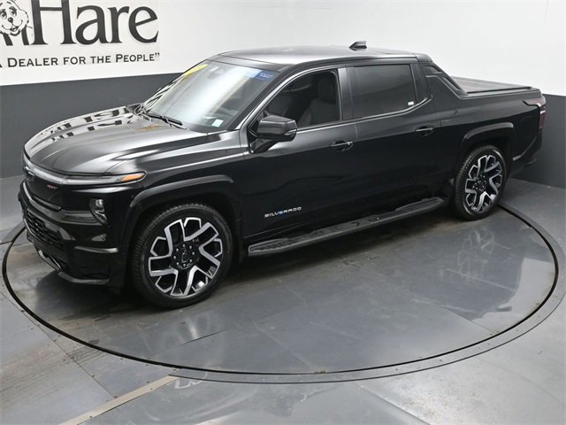 Certified 2024 Chevrolet Silverado EV RST image 43