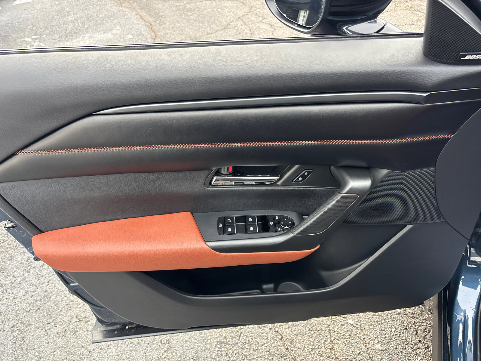 Used 2023 MAZDA CX-50 2.5 Turbo w/ Premium Plus Pkg image 11