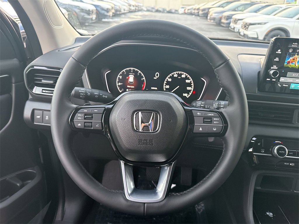 New 2025 Honda Pilot EX-L image 11