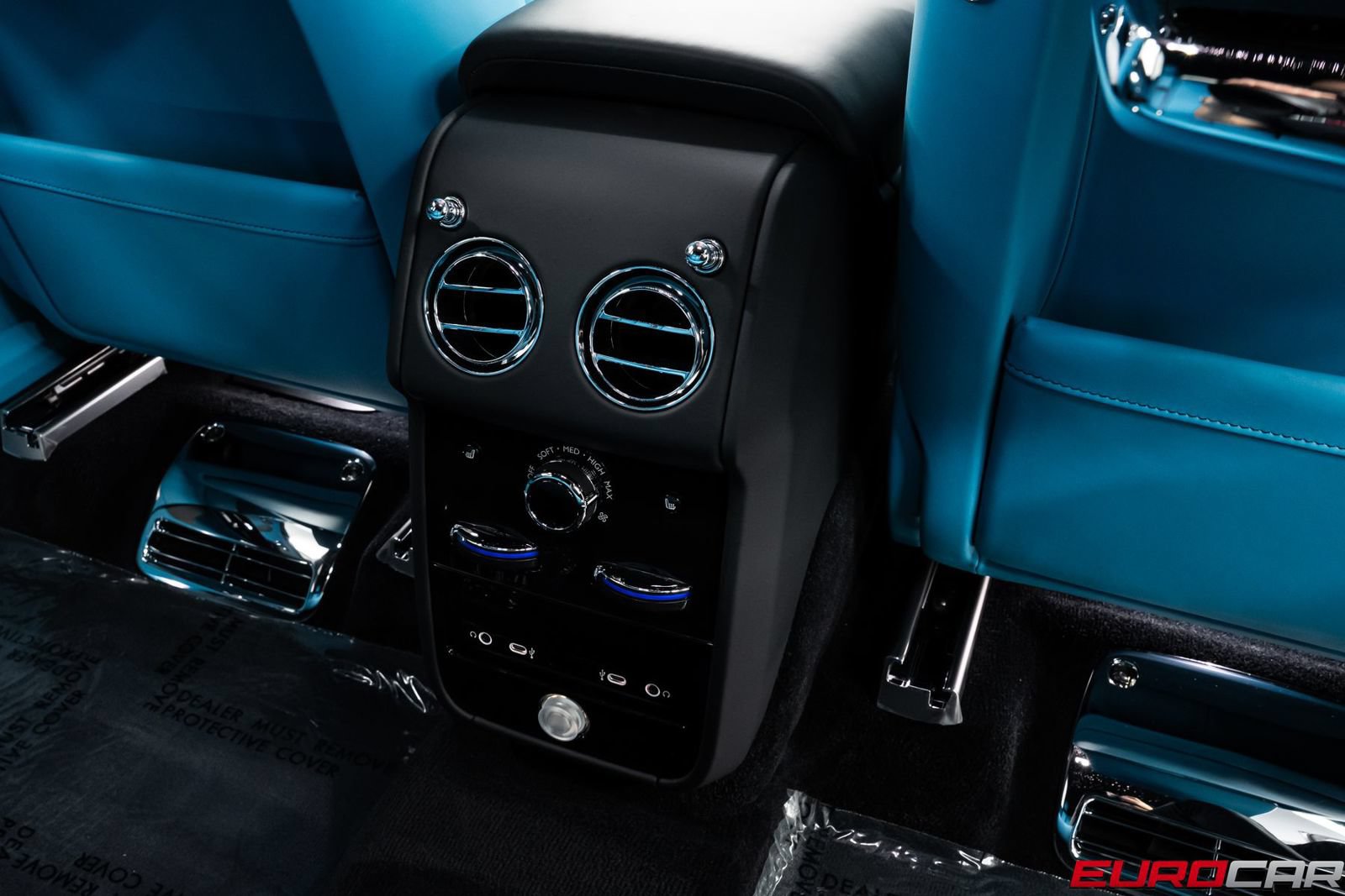 Used 2026 Rolls-Royce Cullinan AWD/4WD image 55