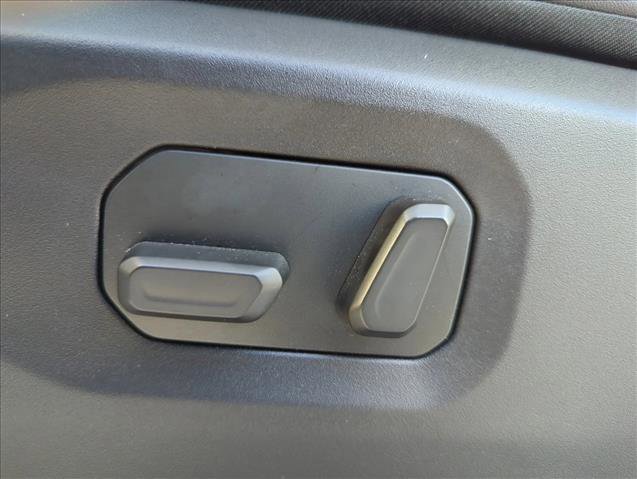 Used 2025 Jeep Gladiator Rubicon w/ Convenience Group image 26