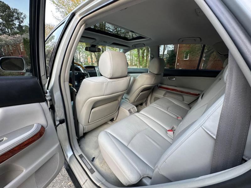 Used 2006 Lexus RX 330 FWD image 19