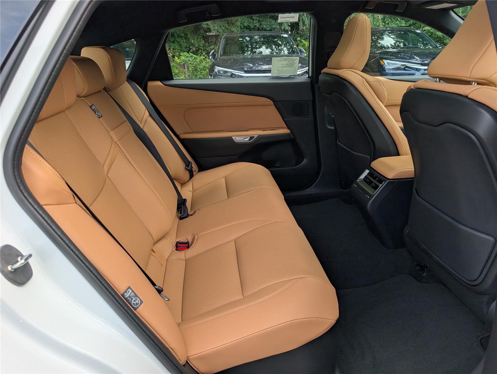 New 2026 Lexus ES 500e w/ Convenience Package AWD/4WD image 8