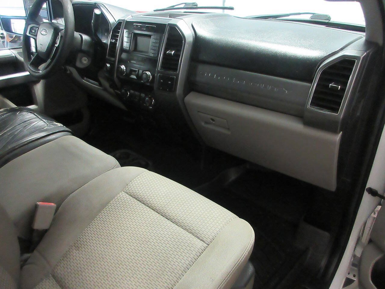 Used 2019 Ford F350 XLT AWD/4WD image 16