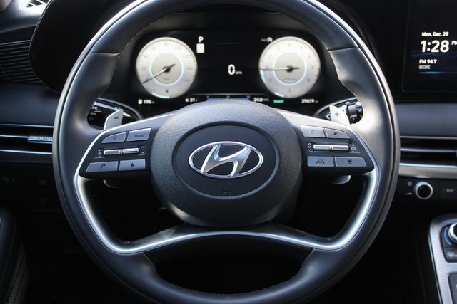 Used 2023 Hyundai Palisade Calligraphy image 13