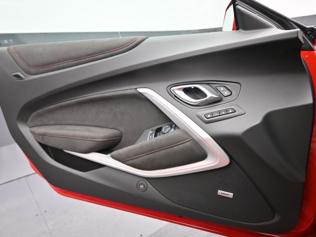 Used 2017 Chevrolet Camaro ZL1 image 16