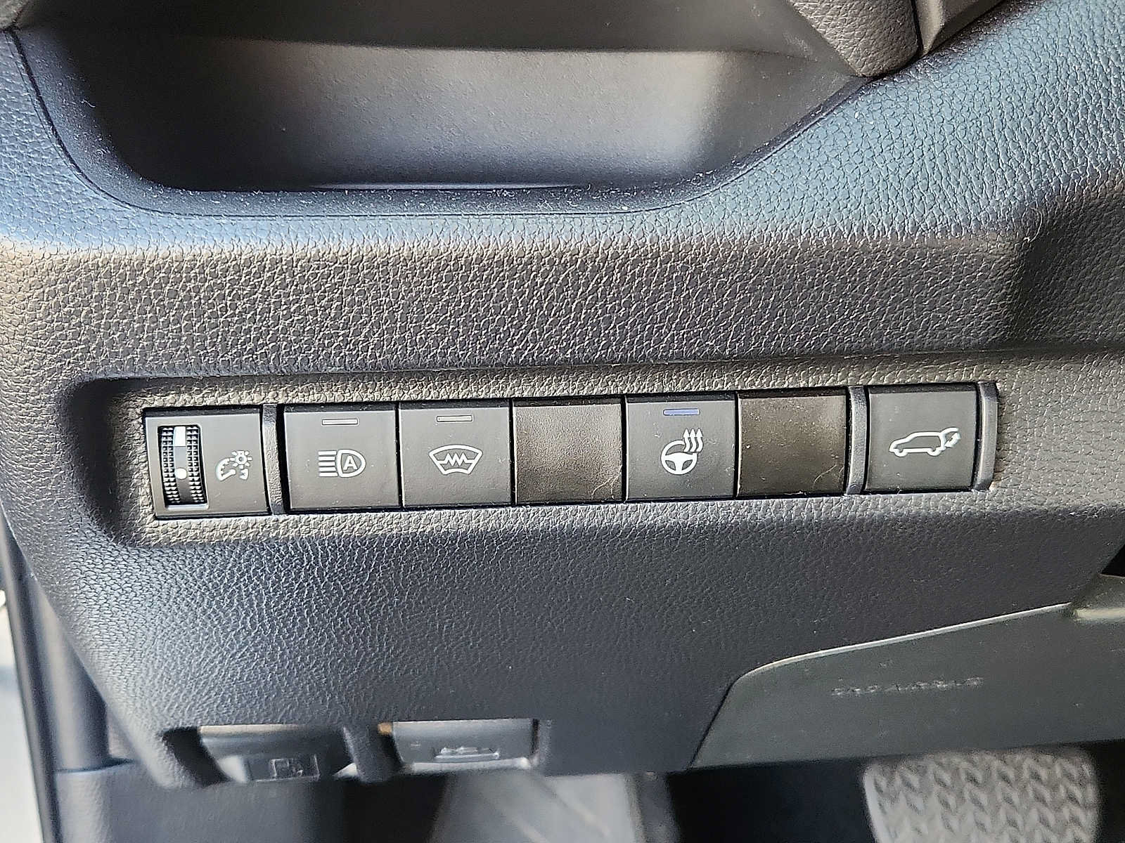 Used 2024 Toyota RAV4 XLE Premium w/ Weather Package AWD/4WD image 22