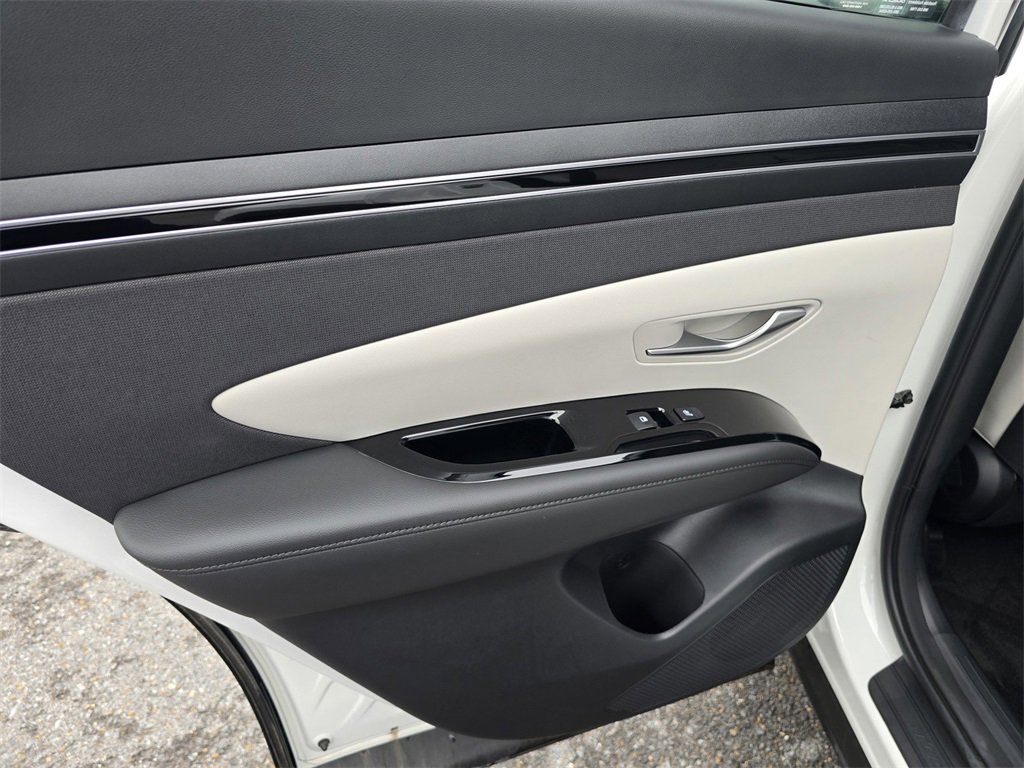 Used 2024 Hyundai Tucson Limited image 13