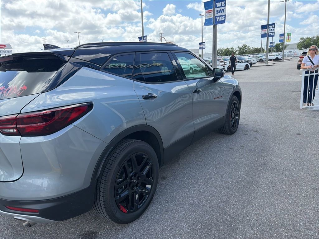 Used 2024 Chevrolet Blazer LT w/ Sound & Technology Package image 7