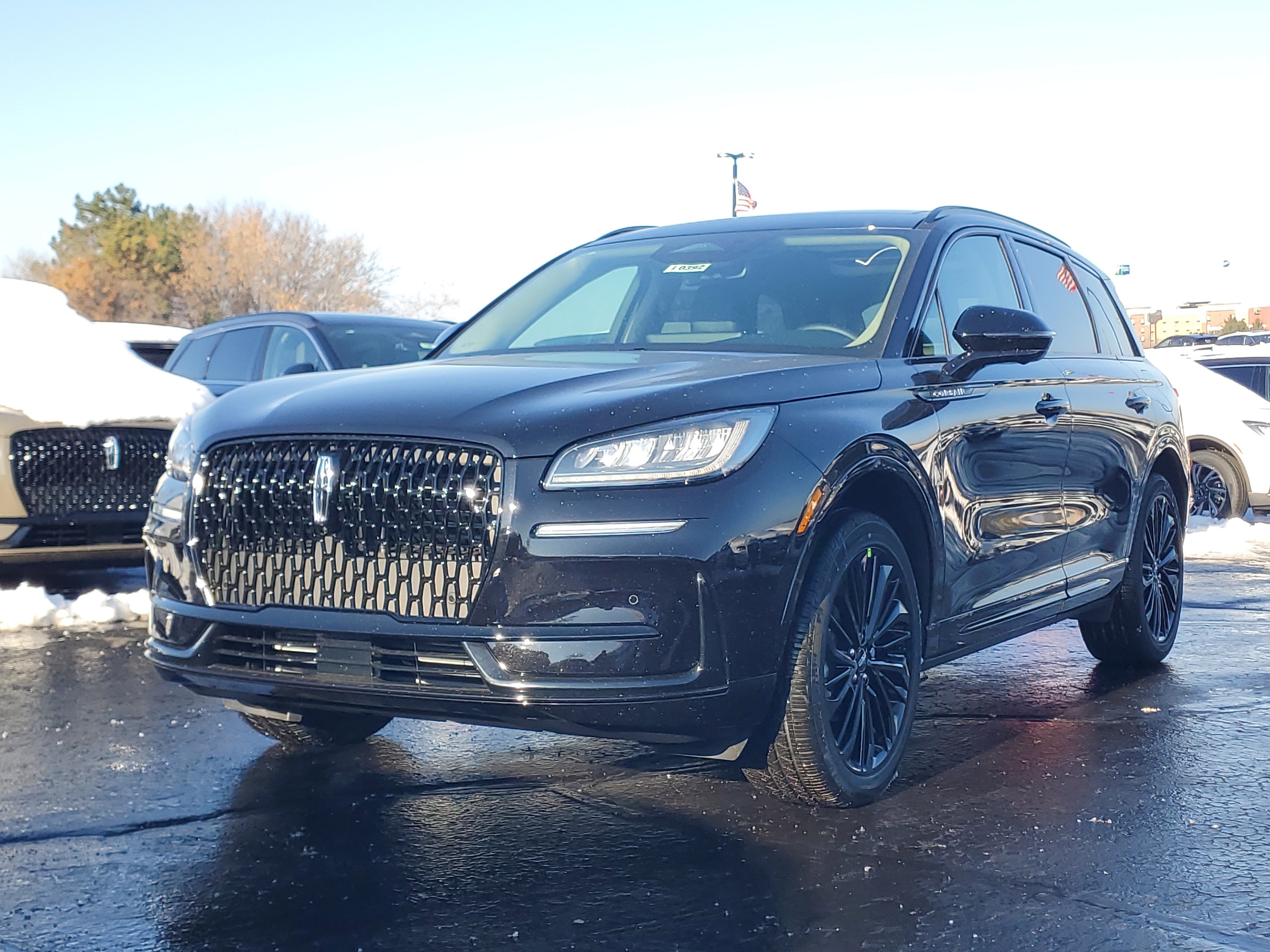 New 2026 Lincoln Corsair Premiere image 2