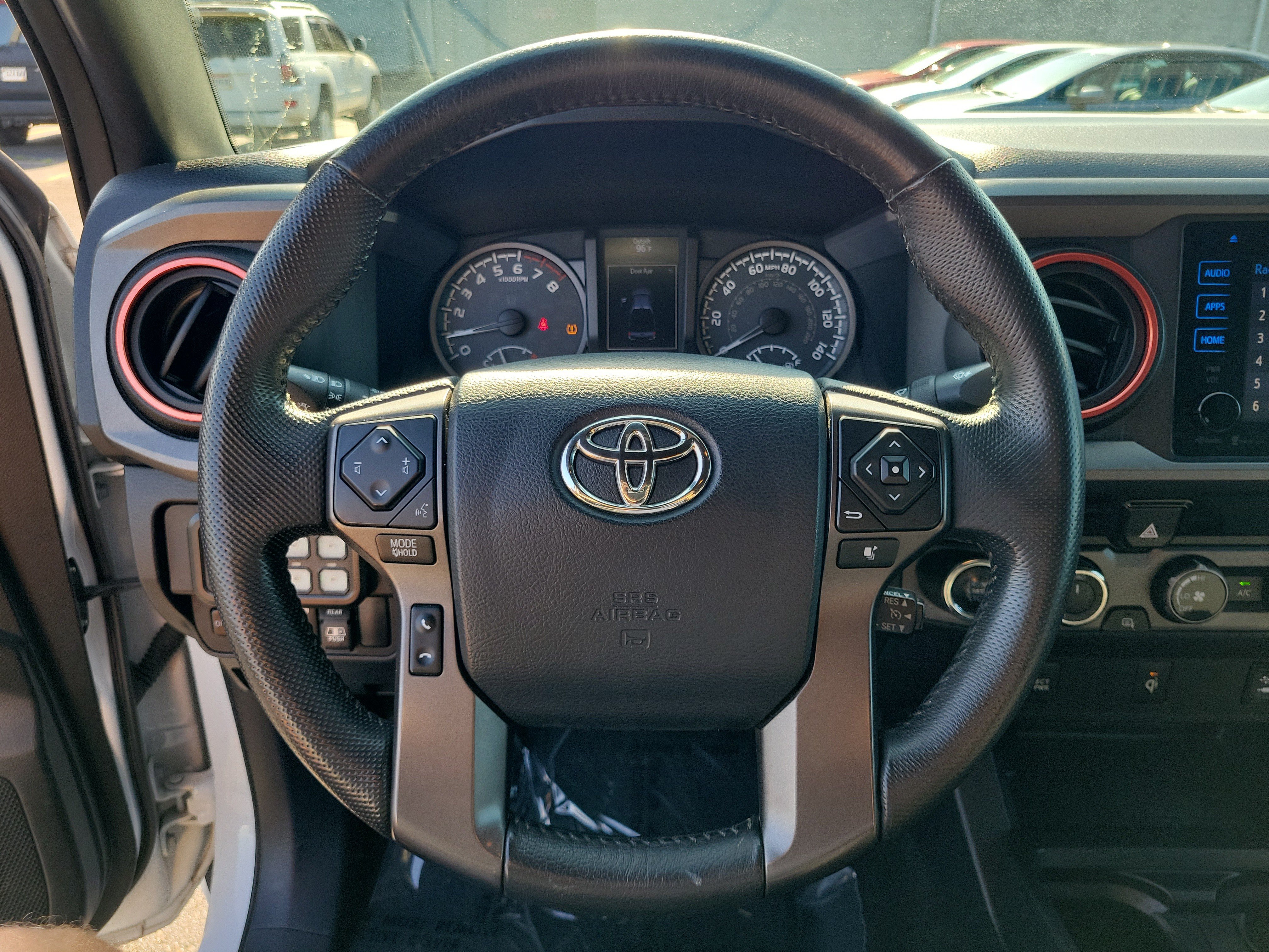 Used 2017 Toyota Tacoma TRD Off-Road w/ Tow Package (A/T) AWD/4WD image 21