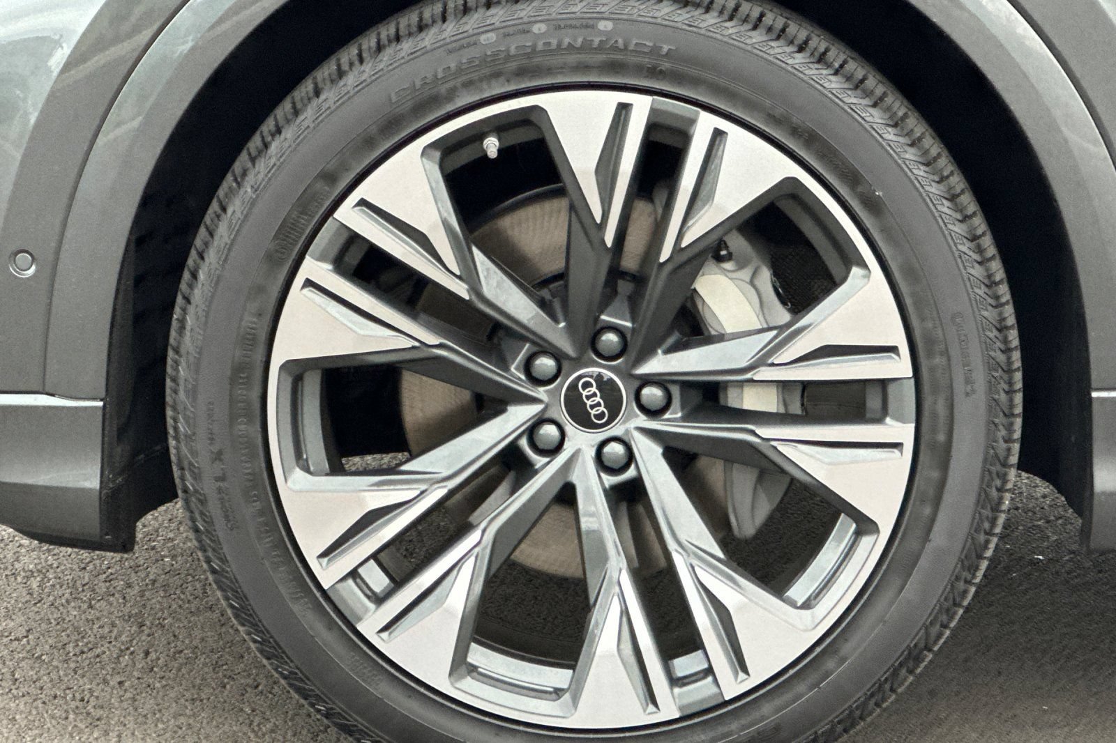 New 2026 Audi Q8 Premium Plus AWD/4WD image 24