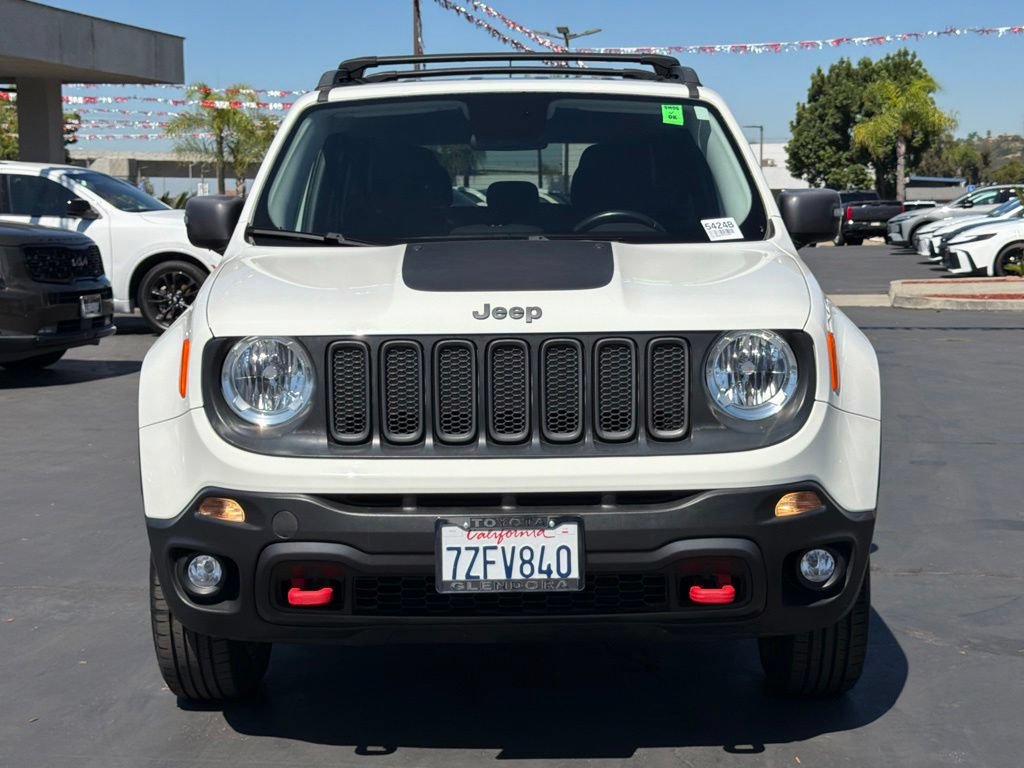 Used 2017 Jeep Renegade Trailhawk AWD/4WD image 3